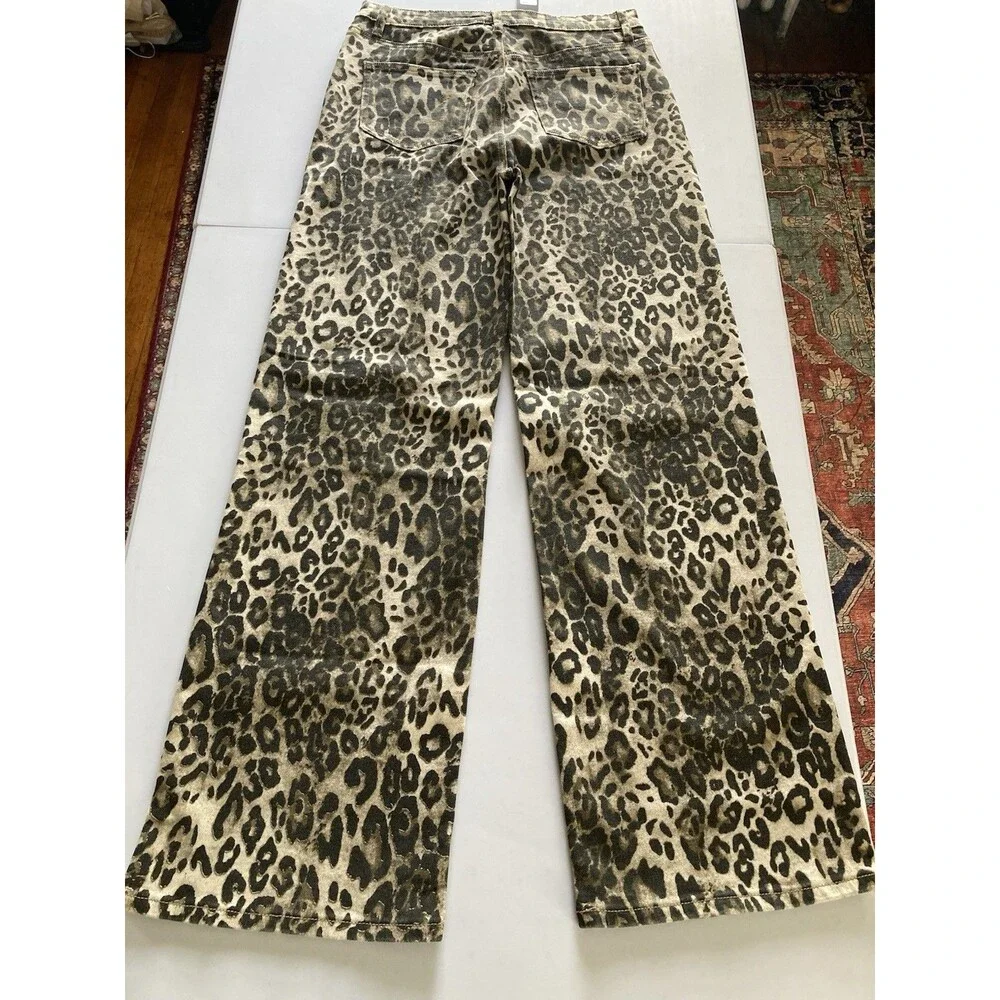 Fashion Nova Women’s Junior Size 15 Long Leopard Jeans Flared NWT. New With Tags - Picture 5 of 16